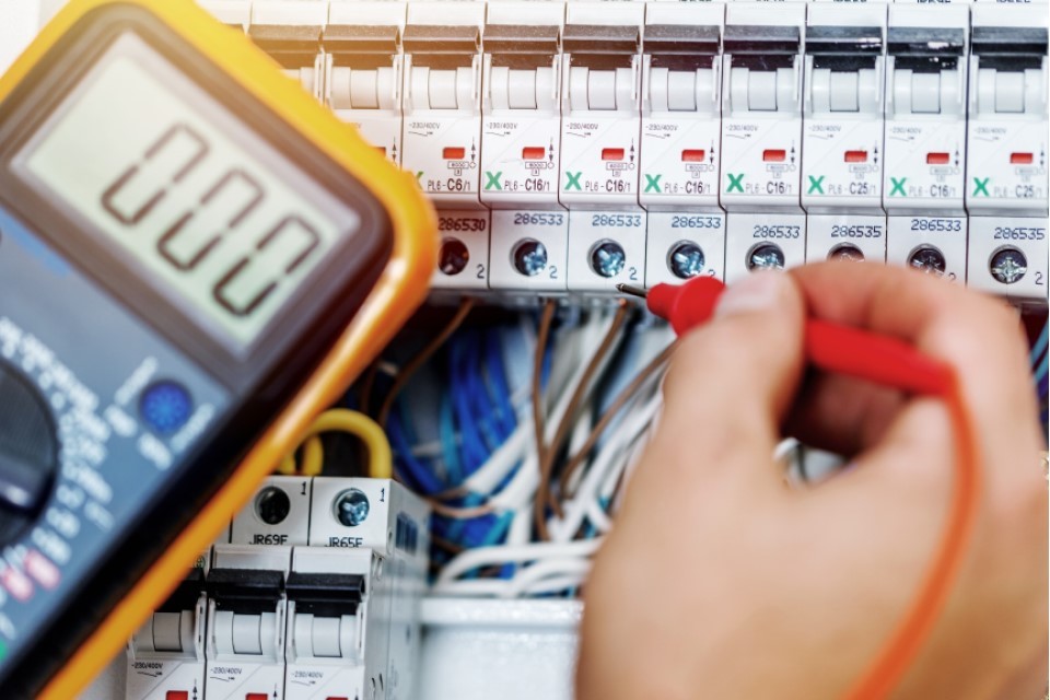 The Benefits of Hiring a 24 Hour Electrician in Adelaide